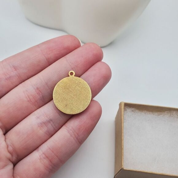 Gold plated customizable round necklace pendant - Picture 2 of 2